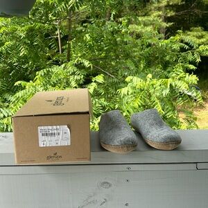 Glerups moccasins! NBW